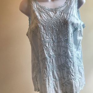 Gap eyelet sleeveless blouse